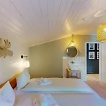 Апартаменты Apartment Luscheina In Valbella Ski-In Ski-Out *